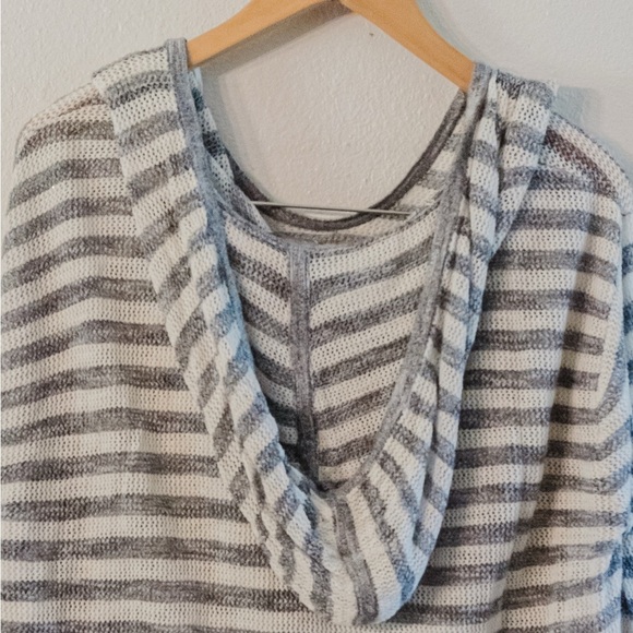 Gray and White Women's Cowl Neck Sweater - Picture 3 of 3